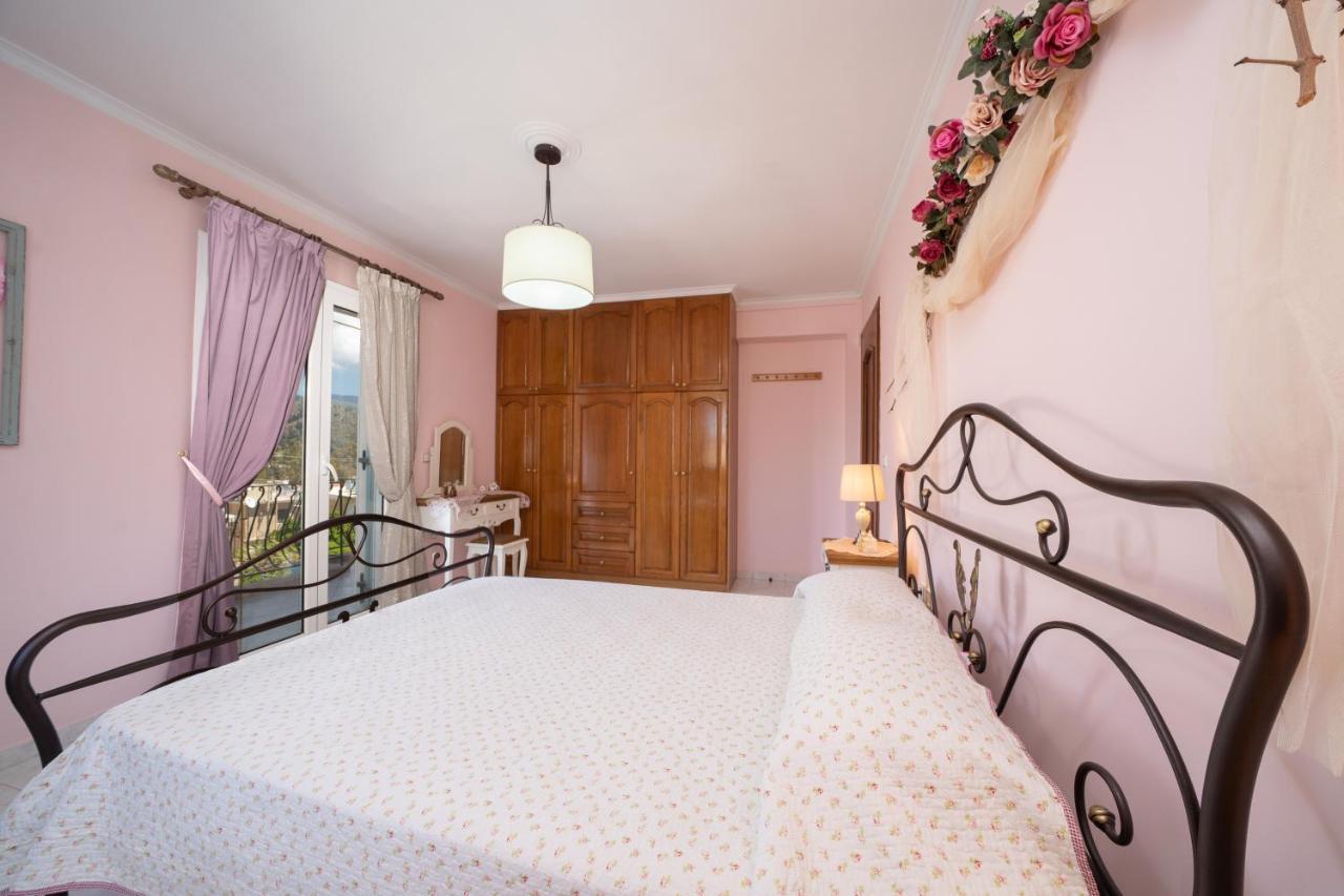 Aigli Elegant Sea View Apartment In Argostoli Exteriör bild
