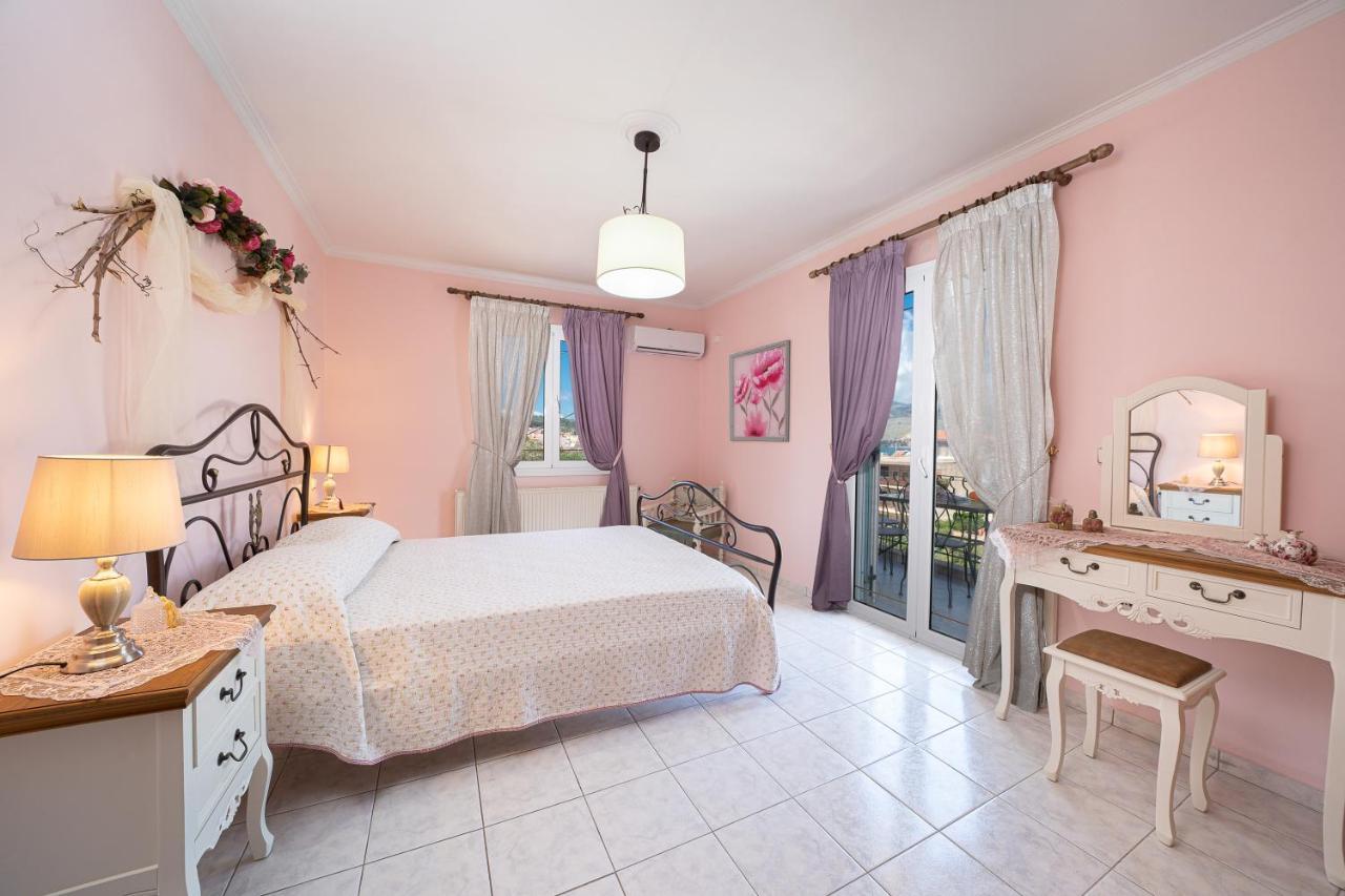 Aigli Elegant Sea View Apartment In Argostoli Exteriör bild